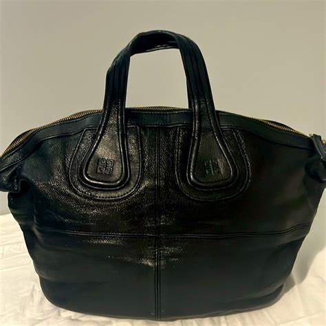 GIVENCHY Nightingale leather in black Made in Italy MA0142.